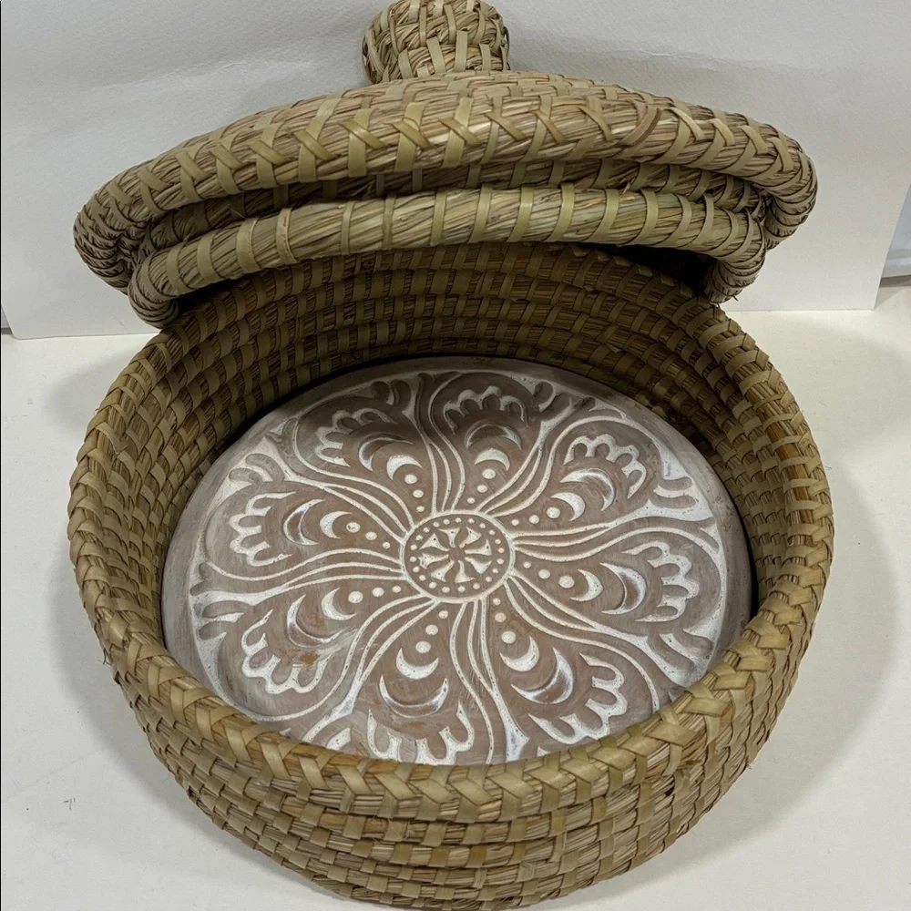 Serrv natural woven
